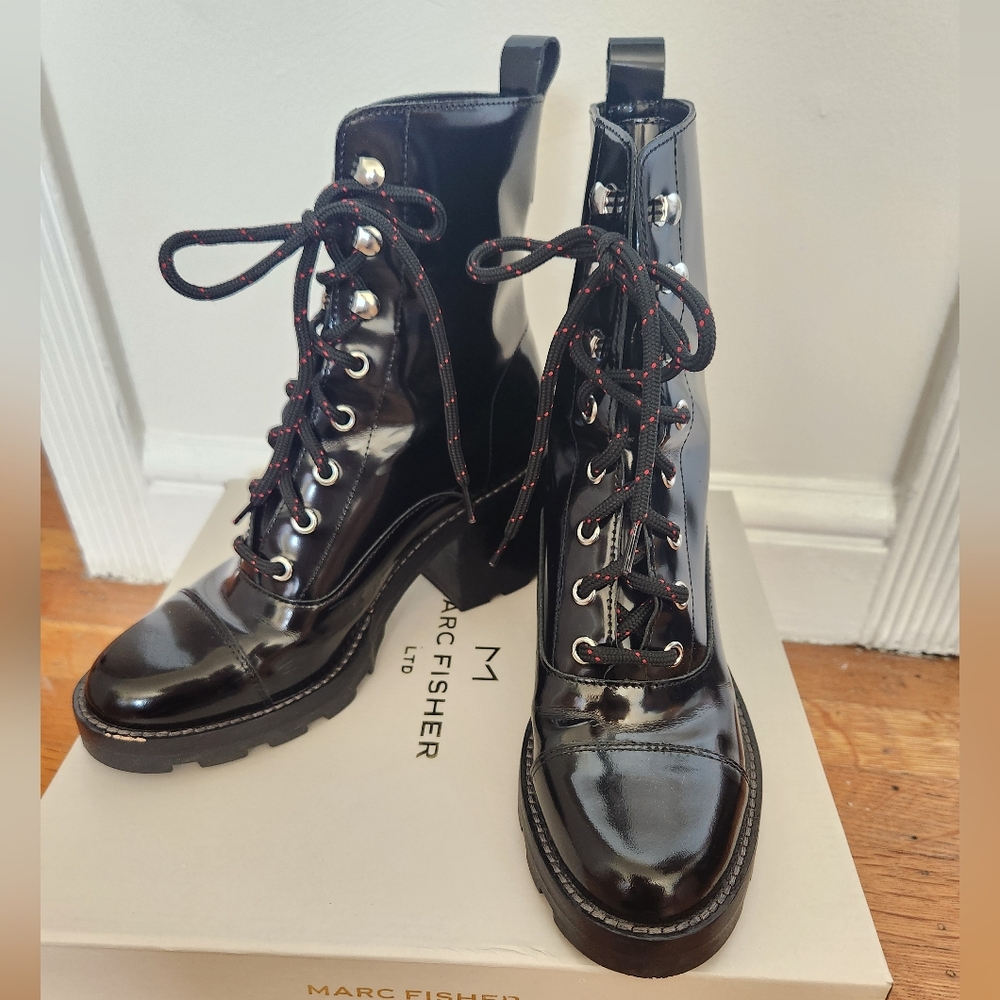 Marc Fisher patent leather lace up combat boots in size 6